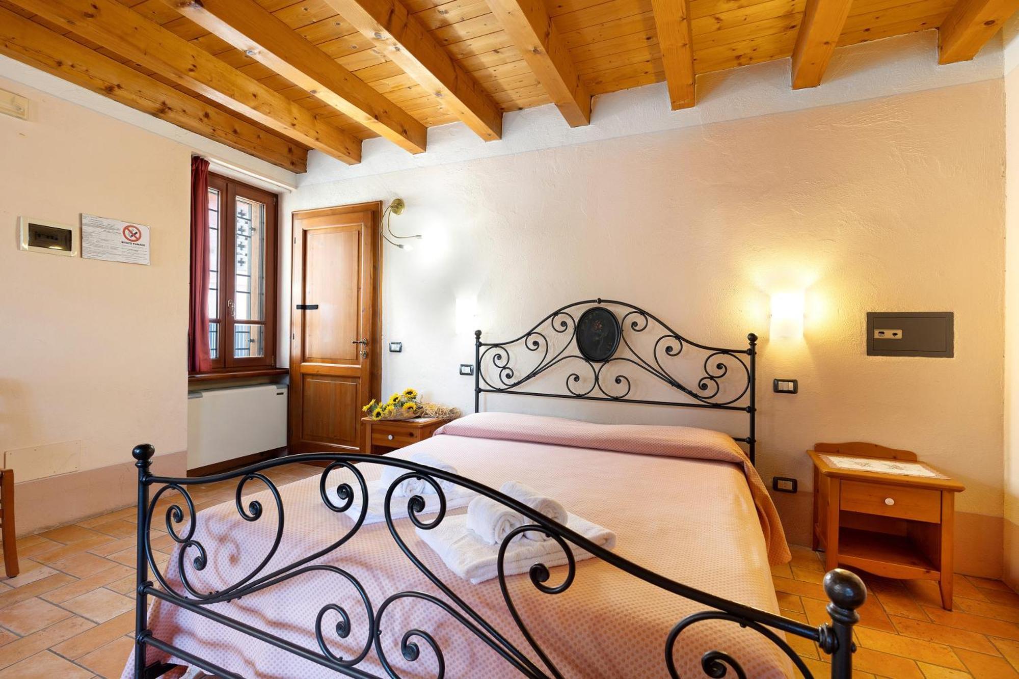 מונזמבנו New Agriturismo Corte Olfino מראה חיצוני תמונה