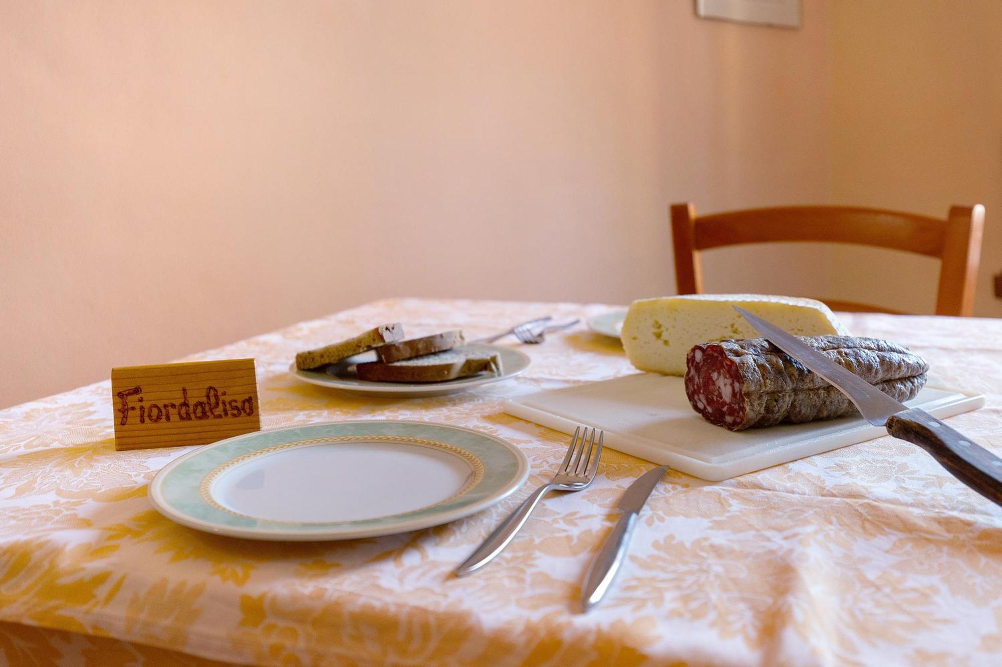 מונזמבנו New Agriturismo Corte Olfino מראה חיצוני תמונה